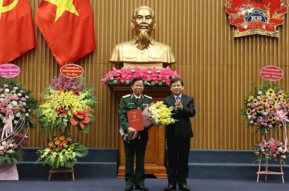 Công bố quyết định của Chủ tịch nước về công tác cán bộ - 1 Công bố quyết định của Chủ tịch nước về công tác cán bộ - 1