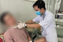 Lời kể ám ảnh của nạn nhân nghi bị cướp cứa cổ khi đi tắm biển Phú Quốc