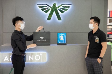 Lần đầu tại Việt Nam: Chọn quần áo, thử đồ, thanh toán không cần nhân viên