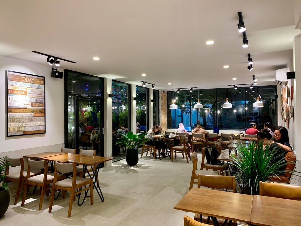 Hai quán cà phê không ngủ, thu hút sinh viên ở Làng đại học Thủ Đức - 1 Hai quán cà phê không ngủ, thu hút sinh viên ở Làng đại học Thủ Đức - 1