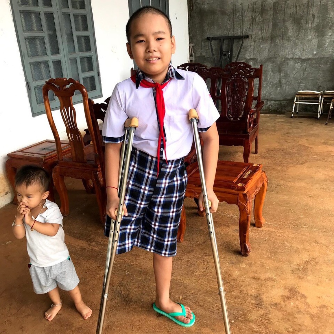 Chú lính chì dũng cảm với ước mơ hồi sinh để được đến trường - 4 Chú lính chì dũng cảm với ước mơ hồi sinh để được đến trường - 4