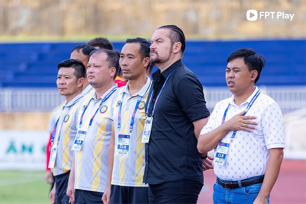 3 đường đua đốt nóng LPBank V.League 1-2024/25 - 4 3 đường đua đốt nóng LPBank V.League 1-2024/25 - 4