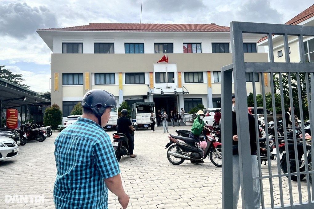 Hơn 50 người đã đến công an trình báo sau vụ vỡ hụi ở TPHCM - 1 Hơn 50 người đã đến công an trình báo sau vụ vỡ hụi ở TPHCM - 1