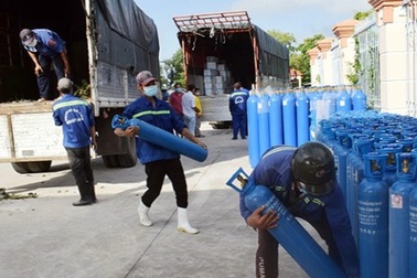 Chi viện cho "vùng đỏ" duy nhất cả nước chống dịch Covid-19