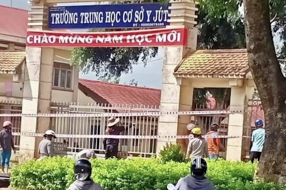 Học sinh ho sốt test nhanh dương tính, hai trường học phải cách ly - 1 Học sinh ho sốt test nhanh dương tính, hai trường học phải cách ly - 1