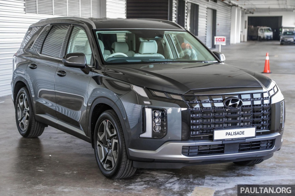 Hyundai Palisade 2023 lộ diện tại Việt Nam, bỏ ngỏ cơ hội đấu Ford Explorer - 10 Hyundai Palisade 2023 lộ diện tại Việt Nam, bỏ ngỏ cơ hội đấu Ford Explorer - 10