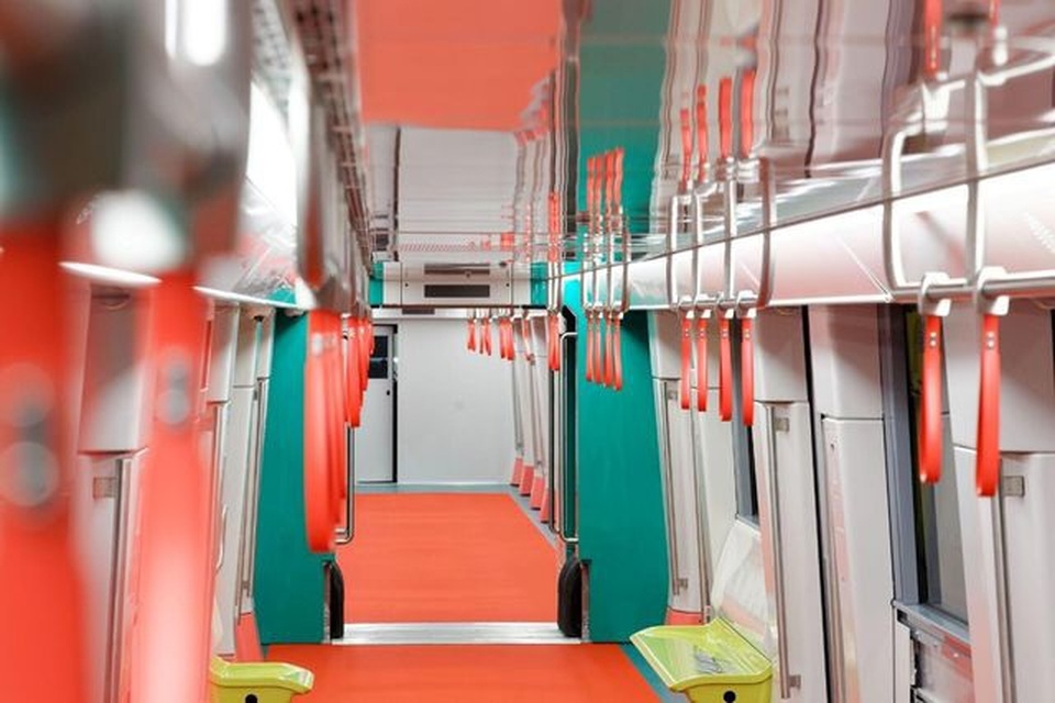 Người dân Thủ đô có 2 ngày khám phá tàu metro Nhổn - ga Hà Nội - 1 Người dân Thủ đô có 2 ngày khám phá tàu metro Nhổn - ga Hà Nội - 1