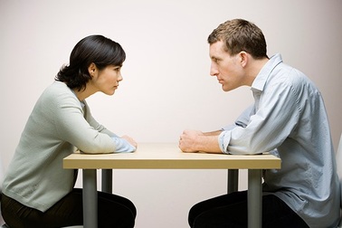 Liệu có phải đàn ông sống lý trí hơn phụ nữ hay không?