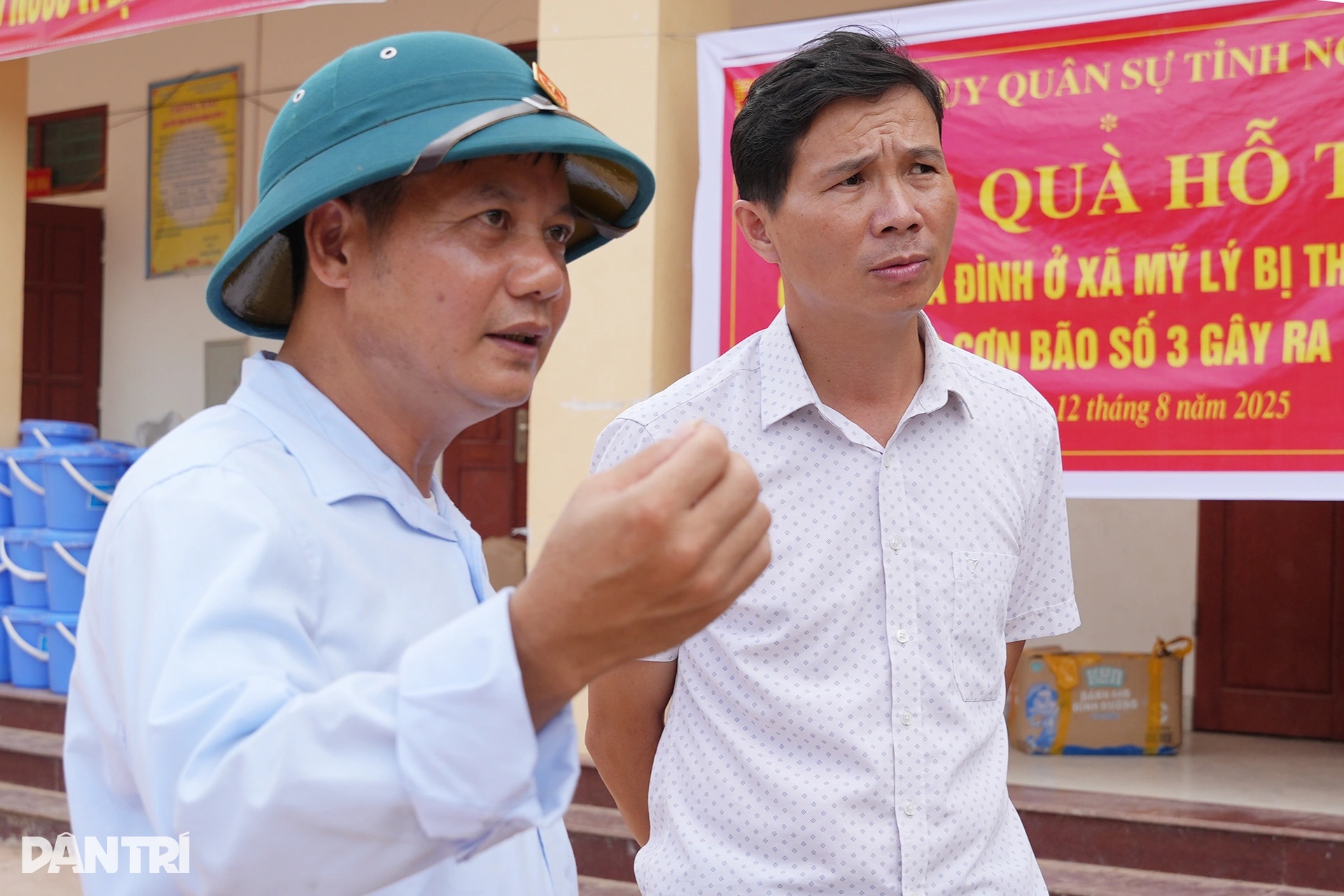 Báo Dân trí tổng kết chương trình hỗ trợ người dân vùng lũ ở Nghệ An - 9 Báo Dân trí tổng kết chương trình hỗ trợ người dân vùng lũ ở Nghệ An - 9