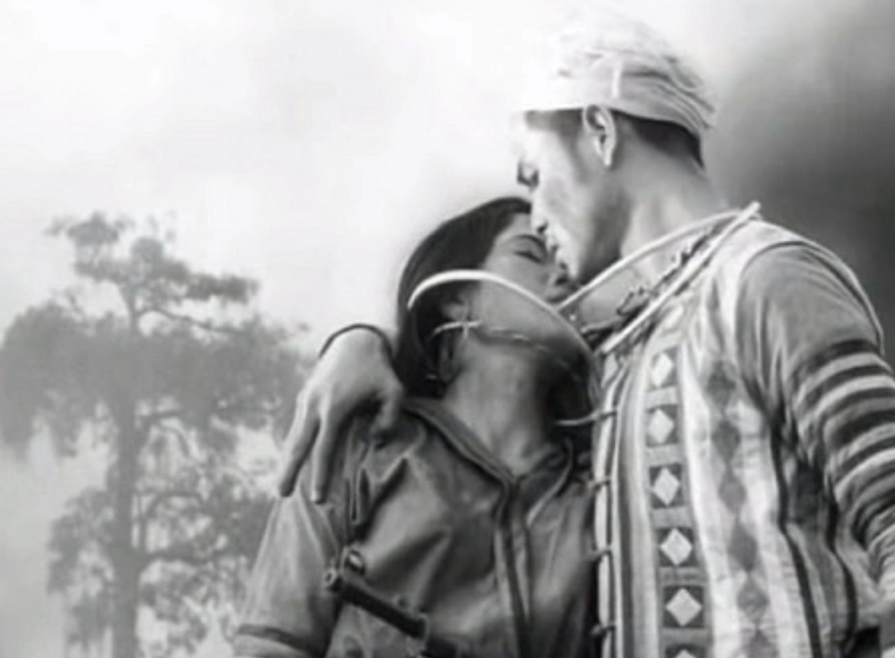 Làm phim đề tài dân tộc: Miếng bánh khó nhằn, đầu tư 6 tỷ vẫn dừng chiếu - 4 Làm phim đề tài dân tộc: Miếng bánh khó nhằn, đầu tư 6 tỷ vẫn dừng chiếu - 4