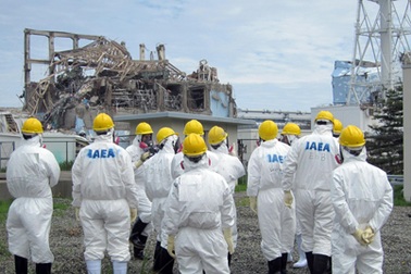 TEPCO lần đầu tiên công bố hình ảnh bên trong lò phản ứng