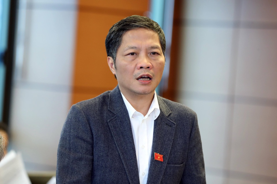 Quốc hội “nóng” tranh luận thủy điện là “tội đồ” gây... lũ chồng lũ! - 1 Quốc hội “nóng” tranh luận thủy điện là “tội đồ” gây... lũ chồng lũ! - 1