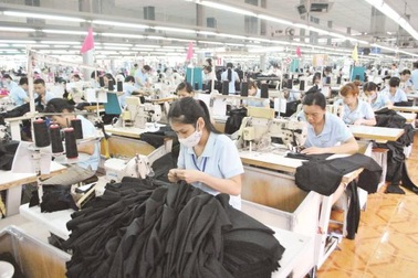 Nặng gánh thuế phí: Ông chủ sợ làm ăn lớn