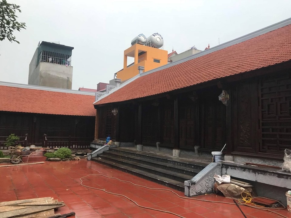 Đại gia Việt tuổi xế chiều chi tiền tỷ xây nhà gỗ truyền thống - 1 Đại gia Việt tuổi xế chiều chi tiền tỷ xây nhà gỗ truyền thống - 1