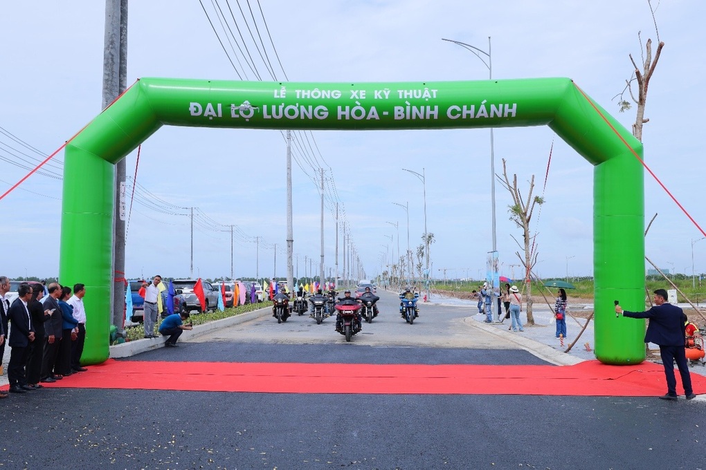 Đại lộ Lương Hòa - Bình Chánh thông xe, động lực cho Tây TPHCM phát triển - 3