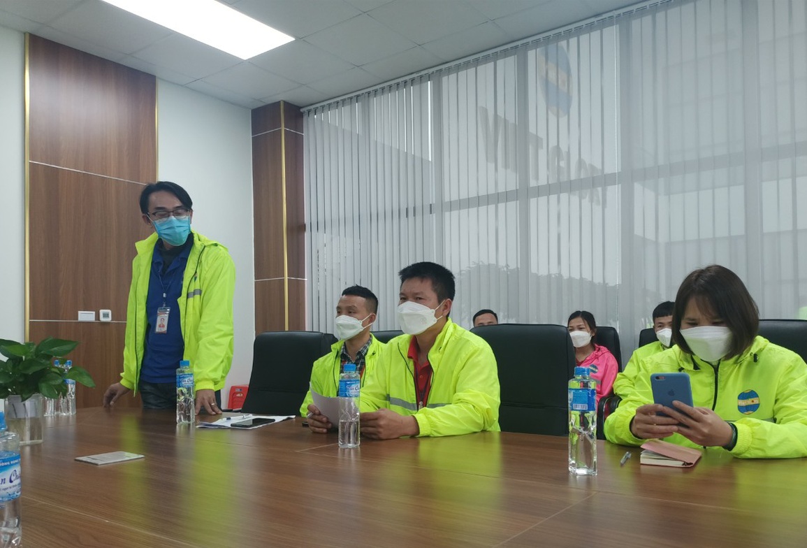 5.000 công nhân ngừng việc tập thể trong ngày làm việc đầu năm mới - 3 5.000 công nhân ngừng việc tập thể trong ngày làm việc đầu năm mới - 3