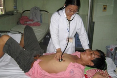 Mắc biến chứng lao, sinh mạng “chàng trai ăn mày” nguy nan