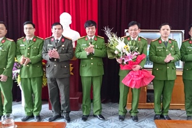 Thưởng “nóng” cho ban chuyên án bắt giữ đối tượng trộm 15 con trâu, bò