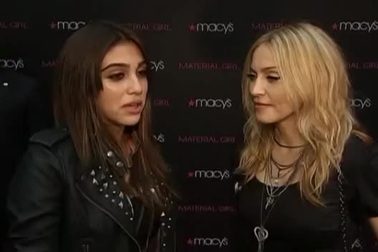 Madonna và Lourdes dự sự kiện