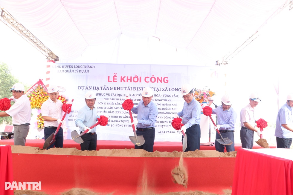 Người dân thấp thỏm việc bàn giao đất làm dự án cao tốc Biên Hòa - Vũng Tàu - 4 Người dân thấp thỏm việc bàn giao đất làm dự án cao tốc Biên Hòa - Vũng Tàu - 4