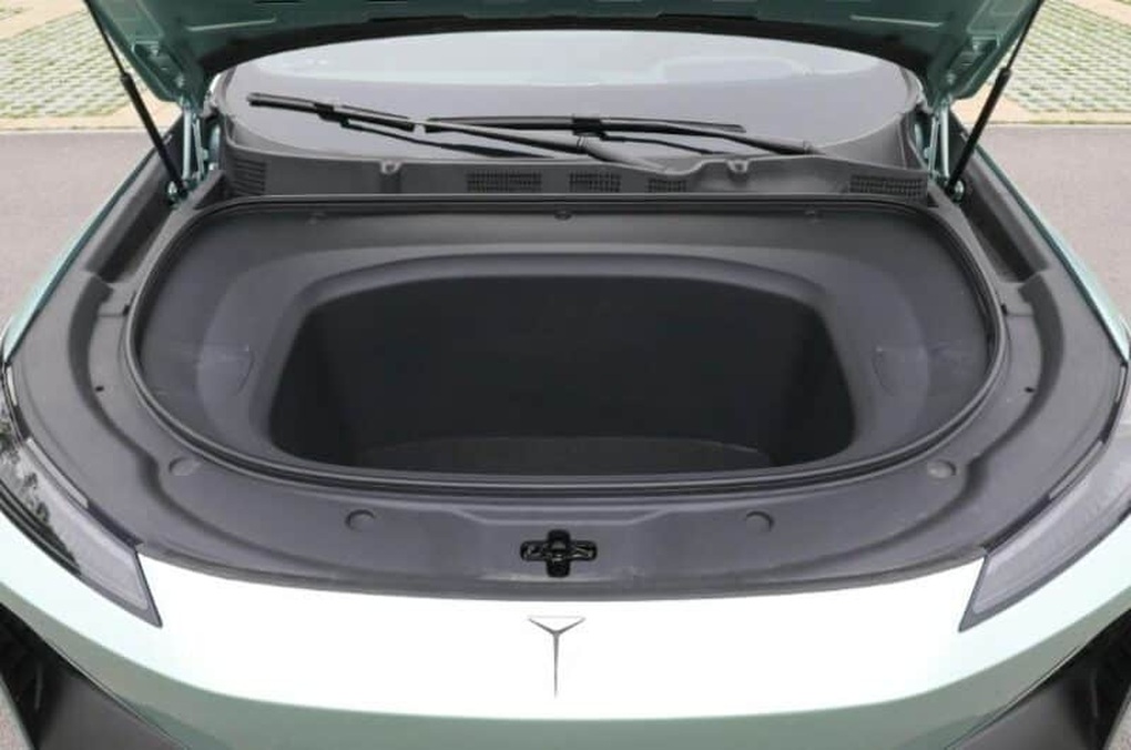 Diện kiến mẫu xe được mệnh danh là Lamborghini Urus của Trung Quốc - 4