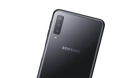 Samsung bất ngờ tung smartphone tầm trung sở hữu 3 camera