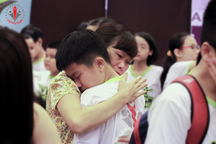 Bí quyết đánh thức sức mạnh yêu thương, giúp con học cách biết ơn gia đình