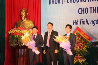 Khai giảng lớp học đào tạo kiến thức hội nhập cho thế hệ trẻ