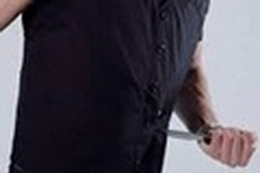 Châm lửa đốt nhà rồi tự tử