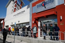 Kinh tế toàn cầu chao đảo vì gánh nặng trợ cấp thất nghiệp thời Covid-19