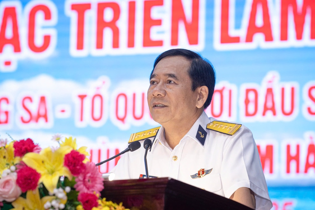 Khai mạc triển lãm Hoàng Sa, Trường Sa - Tổ quốc nơi đầu sóng - 3 Khai mạc triển lãm Hoàng Sa, Trường Sa - Tổ quốc nơi đầu sóng - 3