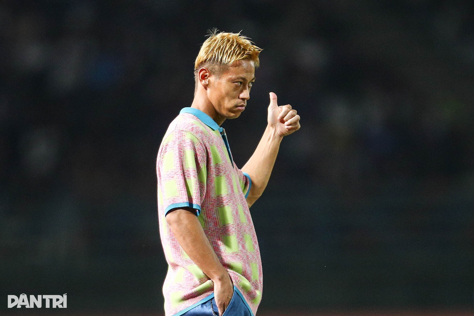 Cái cúi đầu tiếc nuối của Keisuke Honda khi Campuchia bị cầm hòa phút cuối - 4 Cái cúi đầu tiếc nuối của Keisuke Honda khi Campuchia bị cầm hòa phút cuối - 4