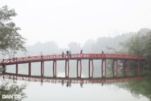 Miền Bắc nồm ẩm trước khi đón không khí lạnh cường độ mạnh