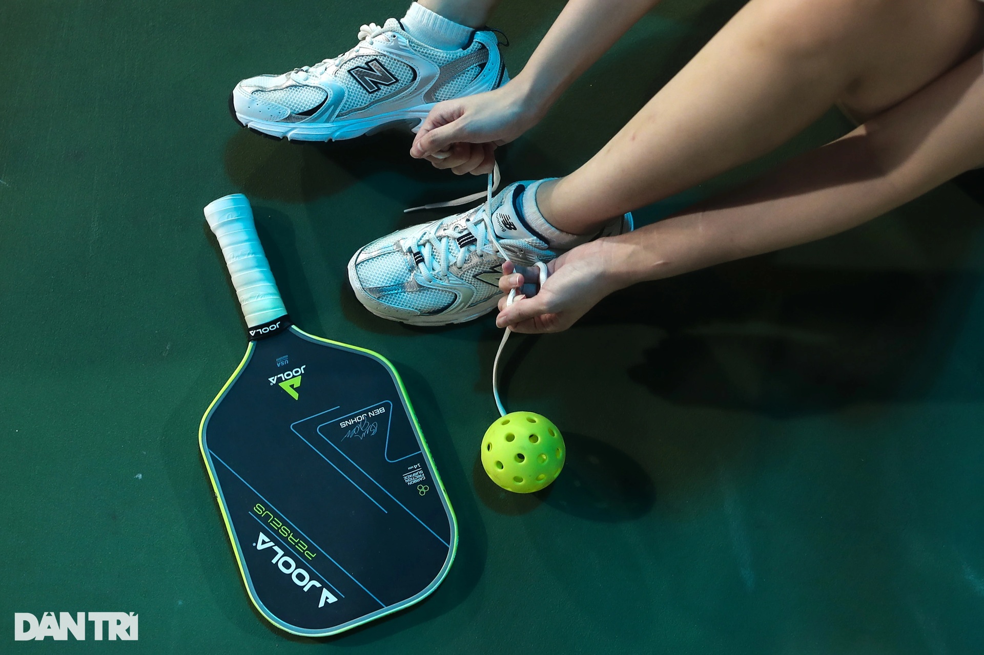 Người trẻ ở TPHCM chi hàng chục triệu đồng mua vợt, chơi pickleball cả tuần - 11