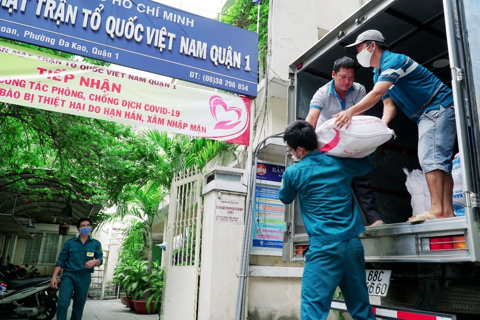 Chuyến xe chia sẻ - Hành trình đong đầy yêu thương - 4 Chuyến xe chia sẻ - Hành trình đong đầy yêu thương - 4