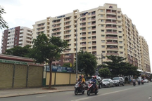 Những khoản nợ lạ lùng được ngân hàng ồ ạt rao bán