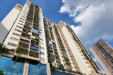 Người có tiền mặt bắt đầu "bắt đáy" bất động sản cắt lỗ