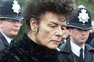 Bắt "ca sĩ bệnh hoạn" trên đường trốn sang Bangkok 