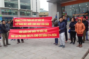 Bị cắt nước, thang máy, cư dân chung cư C14 Tố Hữu "cầu cứu" Bí thư Hà Nội