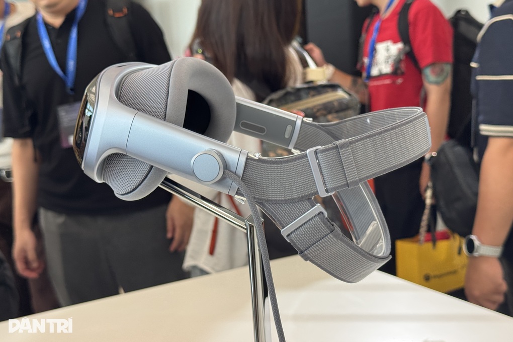 Cận cảnh kính vivo Vision Discovery Edition: đối thủ của Apple Vision Pro - 2 Cận cảnh kính vivo Vision Discovery Edition: đối thủ của Apple Vision Pro - 2