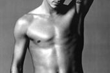 David Beckham góp mặt trong "cuộc chiến nước hoa"