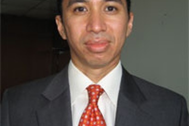 "Tăng lãi suất tiền gửi để kiểm soát lạm phát"