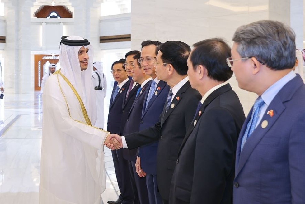 Lễ đón chính thức Thủ tướng Phạm Minh Chính tại Qatar - 9 Lễ đón chính thức Thủ tướng Phạm Minh Chính tại Qatar - 9