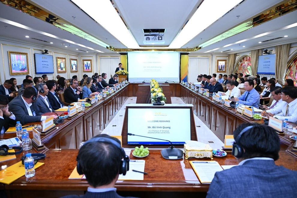 TT Group và 15 công ty lớn của Mỹ tham gia tọa đàm về phát triển hàng không - 2 TT Group và 15 công ty lớn của Mỹ tham gia tọa đàm về phát triển hàng không - 2