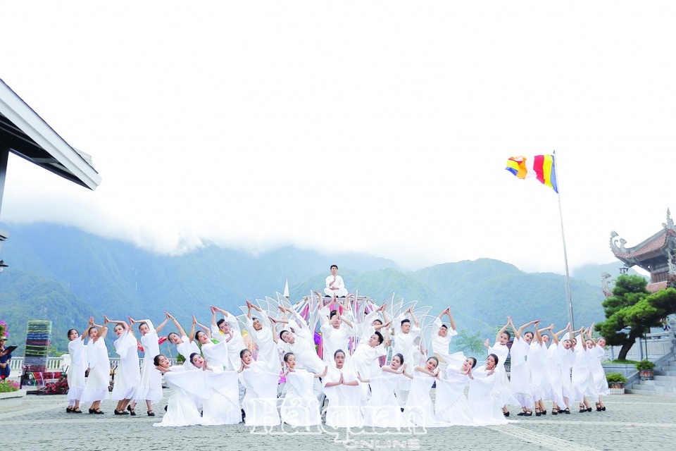 Du xuân vùng núi Tây Bắc, không thể bỏ qua những điểm đến tâm linh này - 3 Du xuân vùng núi Tây Bắc, không thể bỏ qua những điểm đến tâm linh này - 3