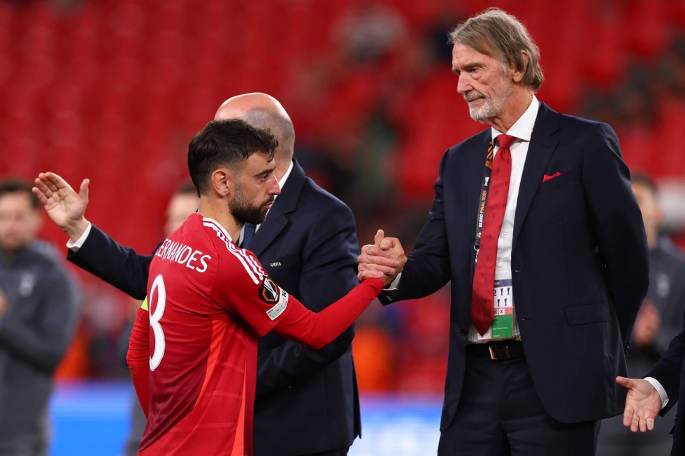 Bruno Fernandes: Lời mời triệu USD từ Saudi Arabia và tình cảm với Man Utd - 4