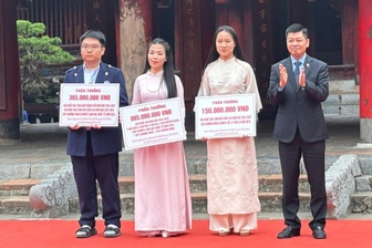 Hà Nội thưởng giáo viên lãnh đội tuyển quốc gia, quốc tế hơn 9 tỷ đồng