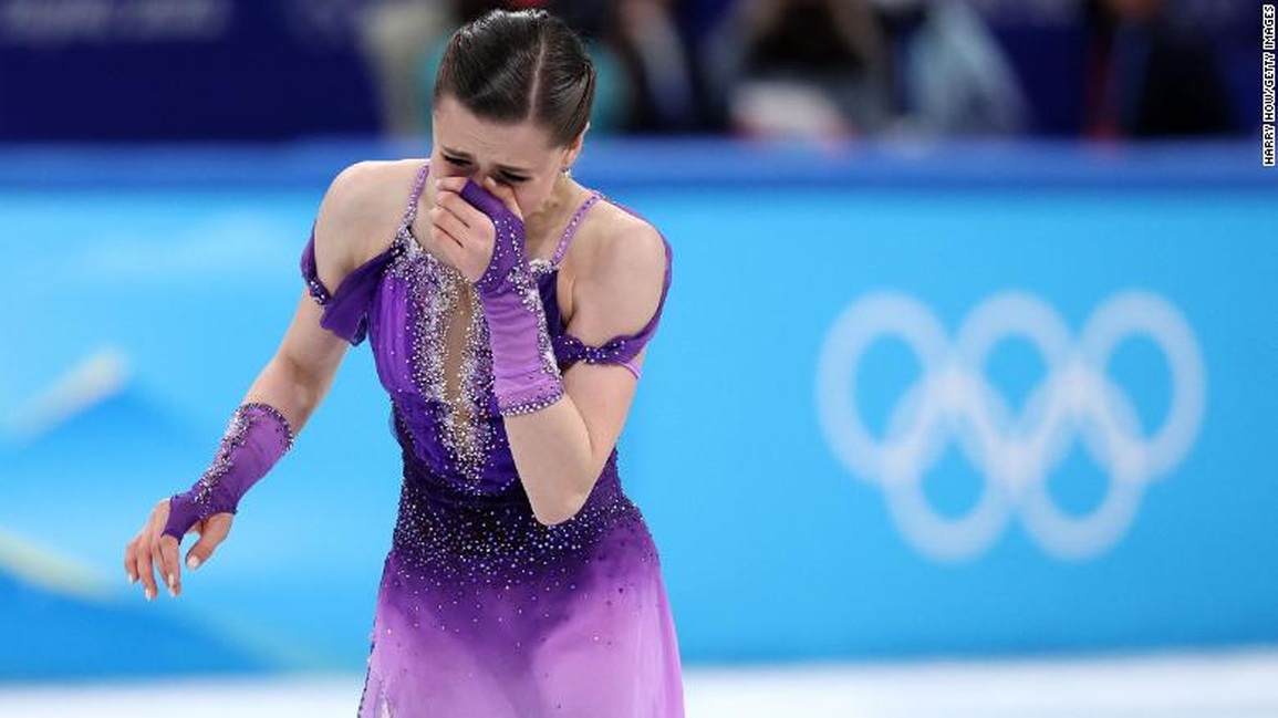 Thiên thần nước Nga khóc nức nở khi thi đấu ở Olympic - 1 Thiên thần nước Nga khóc nức nở khi thi đấu ở Olympic - 1