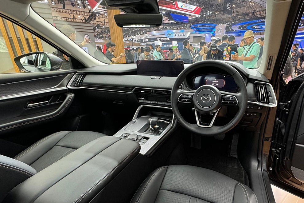 Xe “cận sang” Mazda CX-60 thêm phiên bản ở Đông Nam Á, gần rẻ ngang CX-5 - 3 Xe “cận sang” Mazda CX-60 thêm phiên bản ở Đông Nam Á, gần rẻ ngang CX-5 - 3
