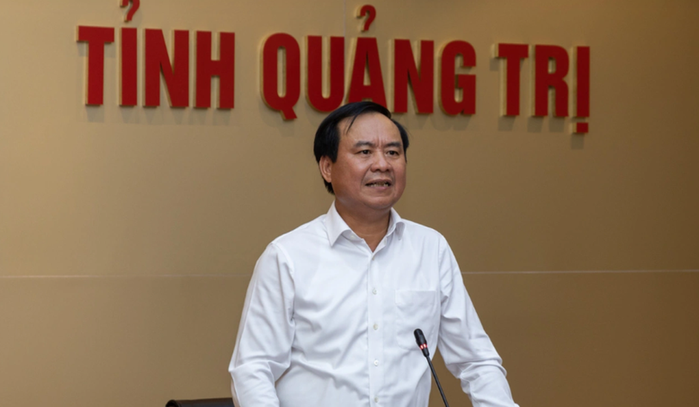 Chủ tịch tỉnh Quảng Trị được bổ nhiệm làm Thứ trưởng Bộ NNPTNT - 1 Chủ tịch tỉnh Quảng Trị được bổ nhiệm làm Thứ trưởng Bộ NNPTNT - 1